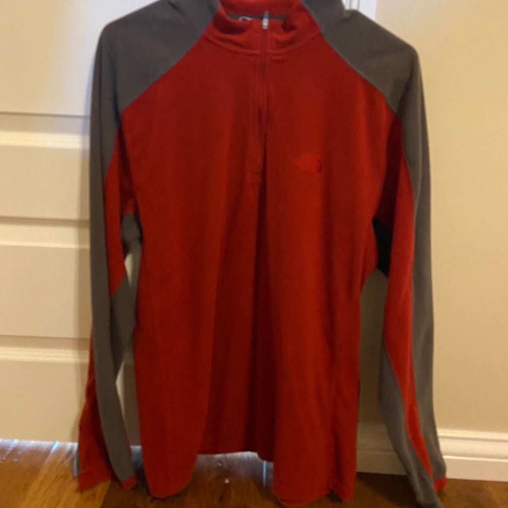North face pullover